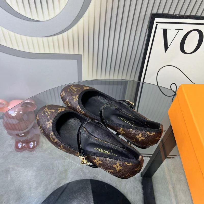 Louis Vuitton Flat Shoes